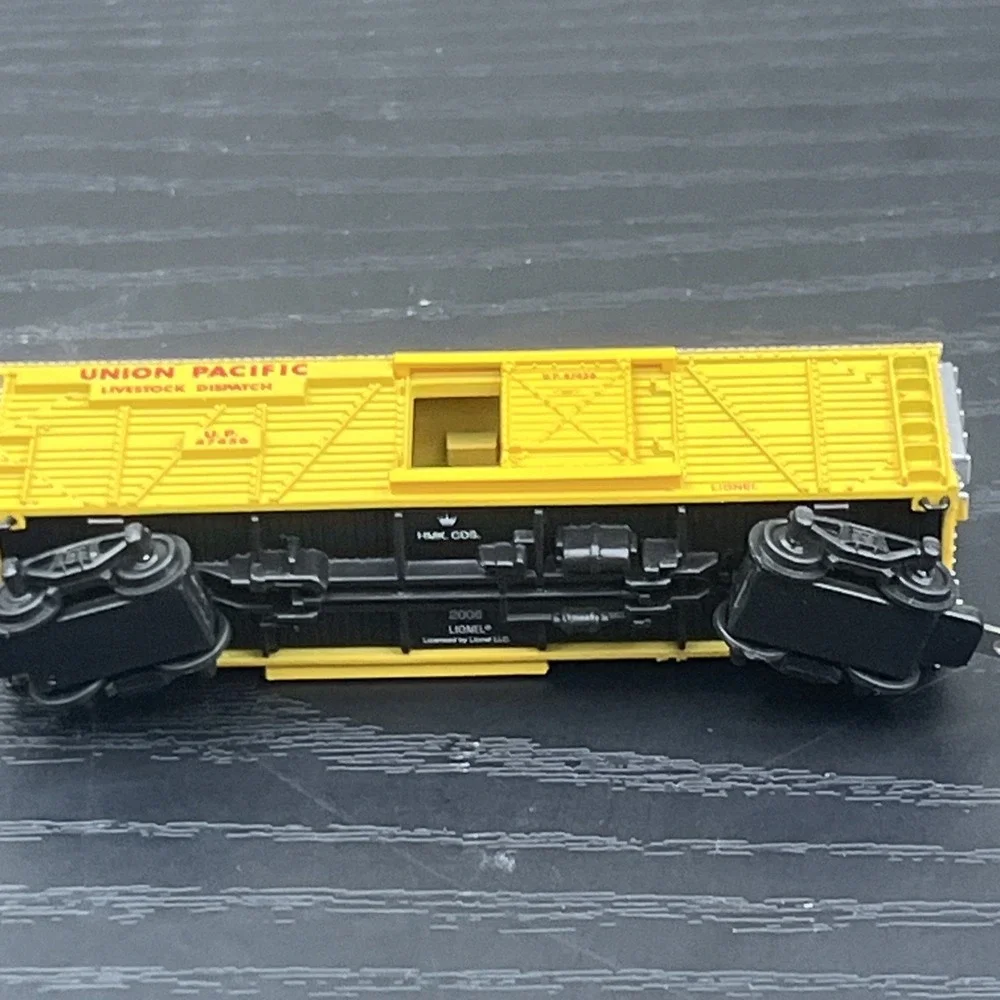 Hallmark Keepsake 2009 Lionel Union Pacific Veranda Stockcar Ornament Die-Cast